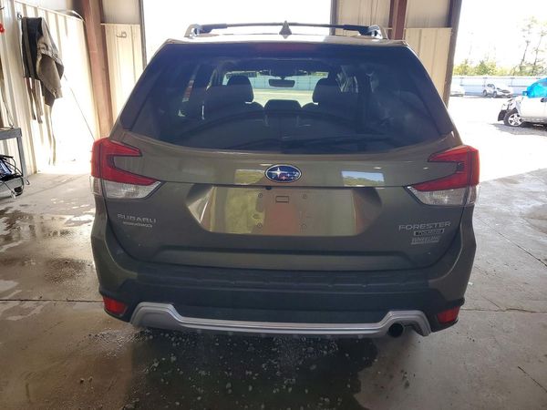 2022 SUBARU FORESTER Touring