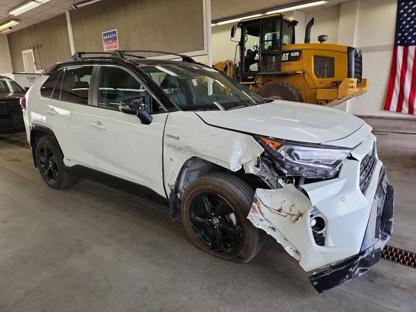 2021 TOYOTA RAV4 XSE HV