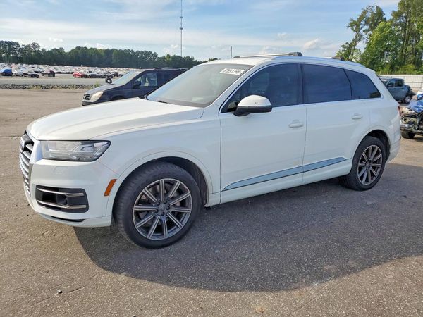 2017 AUDI Q7 quattro Prestige