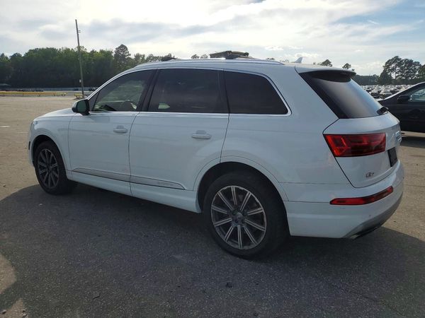 2017 AUDI Q7 quattro Prestige