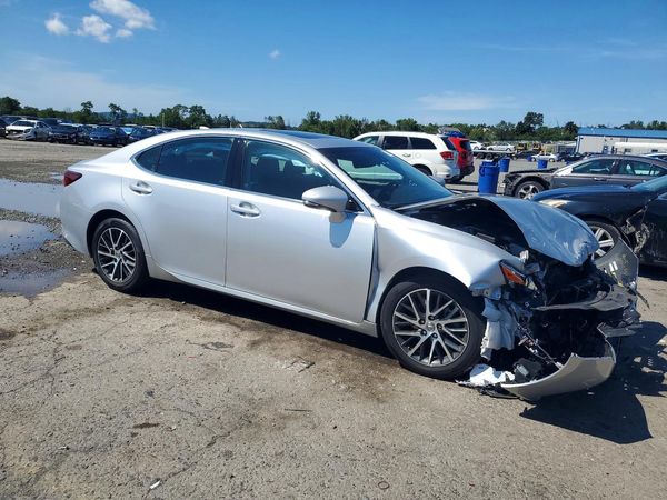 2018 LEXUS ES
