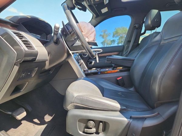 2018 LAND ROVER DISCOVERY
