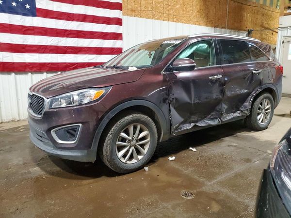 2016 KIA SORENTO L / LX