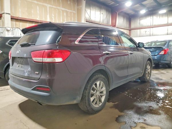 2016 KIA SORENTO L / LX