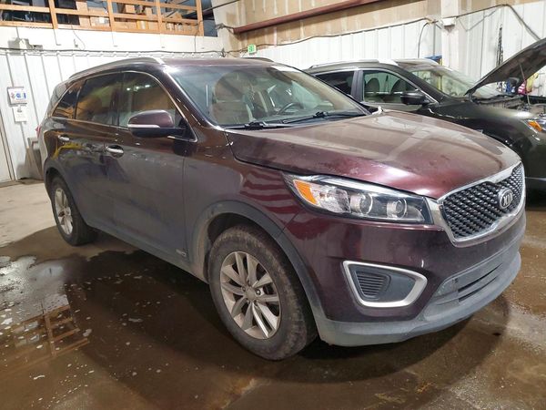 2016 KIA SORENTO L / LX