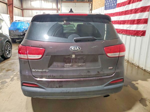 2016 KIA SORENTO L / LX
