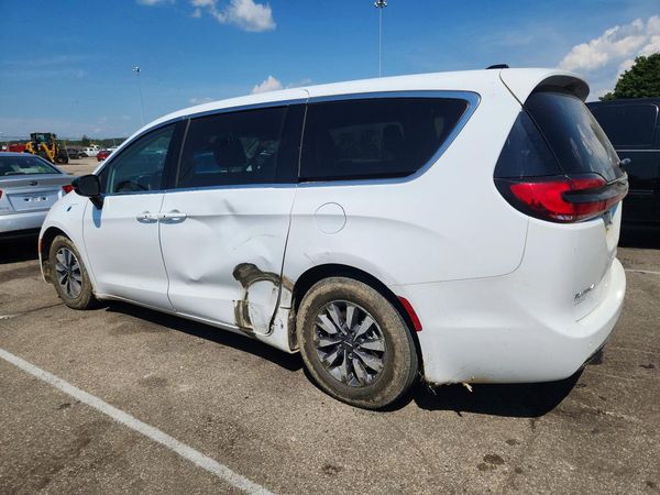 2024 CHRYSLER PACIFICA