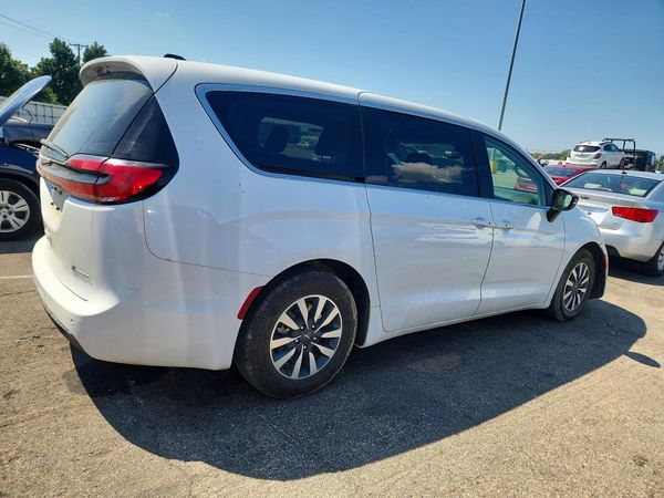 2024 CHRYSLER PACIFICA