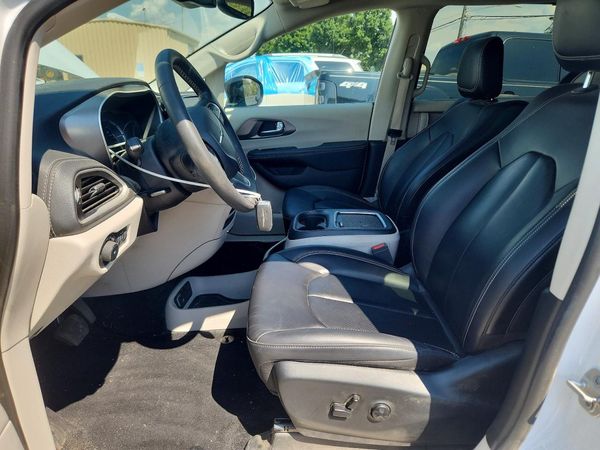 2024 CHRYSLER PACIFICA