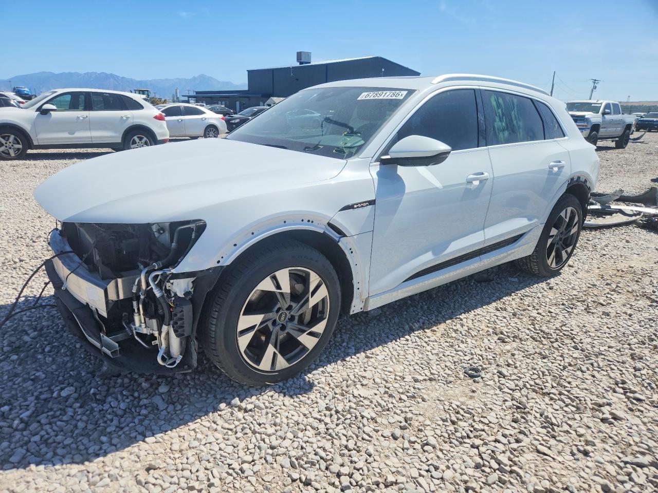 2021 AUDI E-TRON quattro Premium Plus
