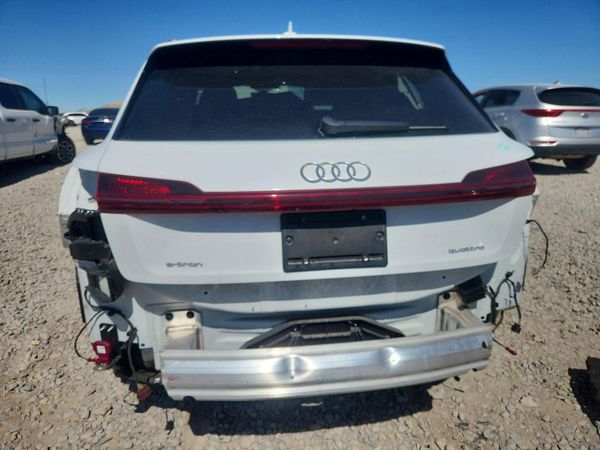 2021 AUDI E-TRON quattro Premium Plus