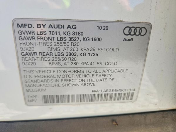 2021 AUDI E-TRON quattro Premium Plus