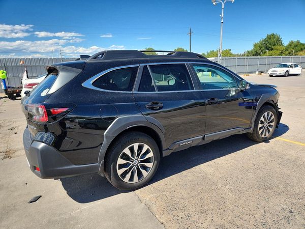 2024 SUBARU OUTBACK