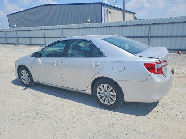 2014 TOYOTA CAMRY