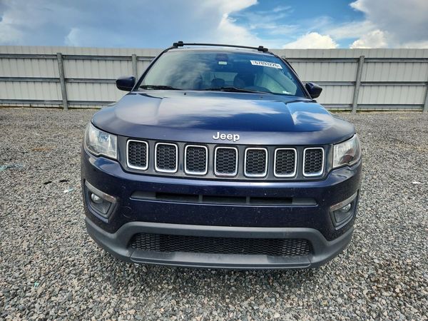 2017 JEEP COMPASS
