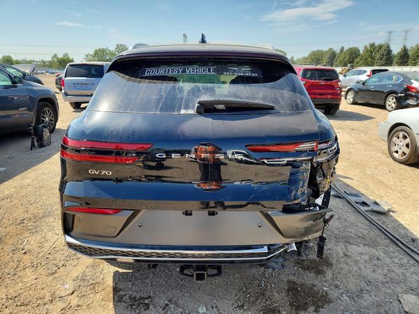2026 GENESIS GV70