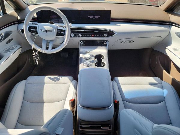 2026 GENESIS GV70