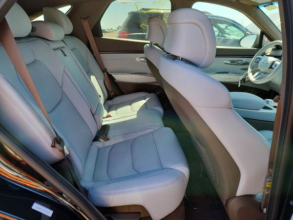 2026 GENESIS GV70