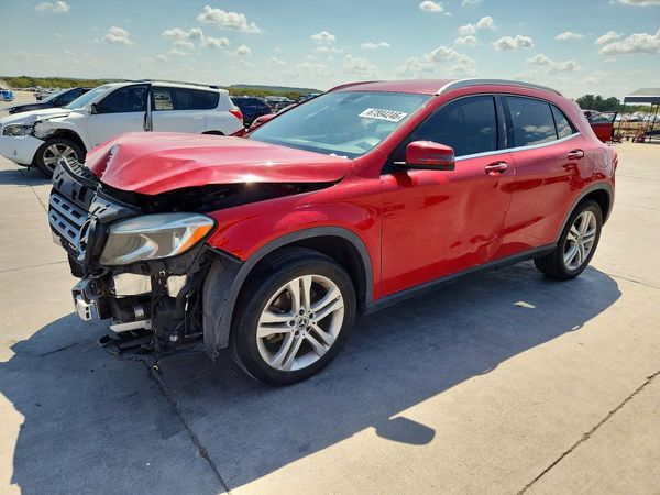 2018 MERCEDES-BENZ GLA