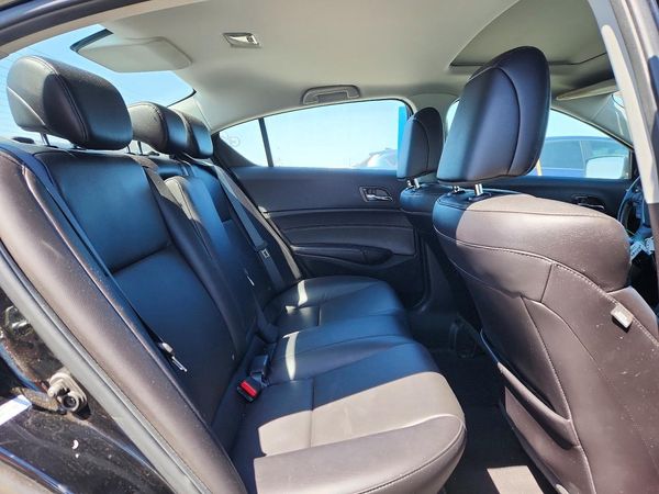 2017 ACURA ILX