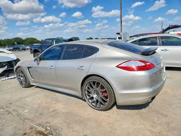 2012 PORSCHE PANAMERA Base (2WD), 4 (4WD)