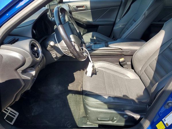 2022 LEXUS IS