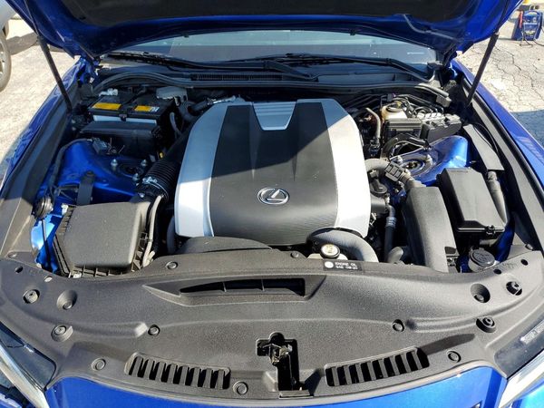 2022 LEXUS IS