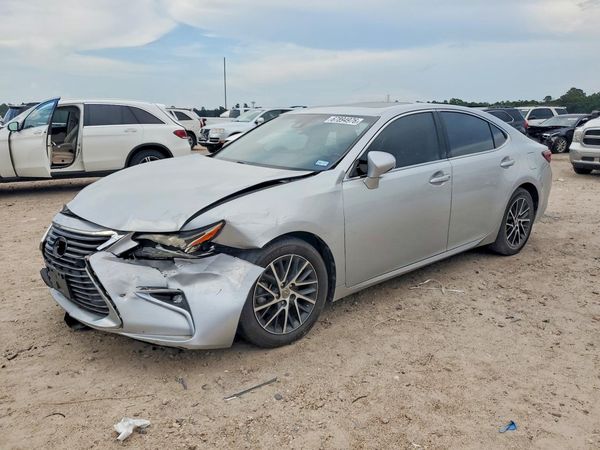 2016 LEXUS ES
