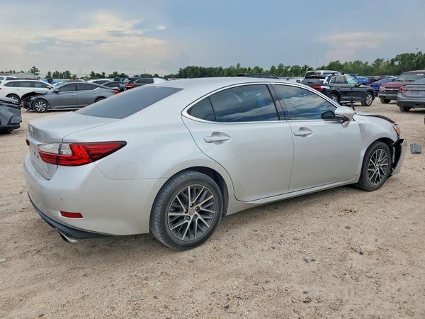2016 LEXUS ES