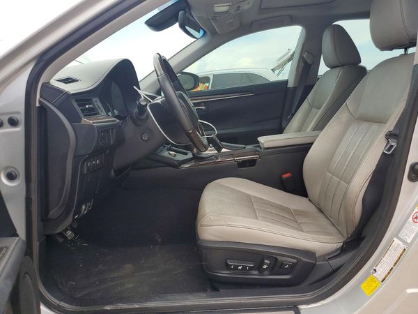 2016 LEXUS ES