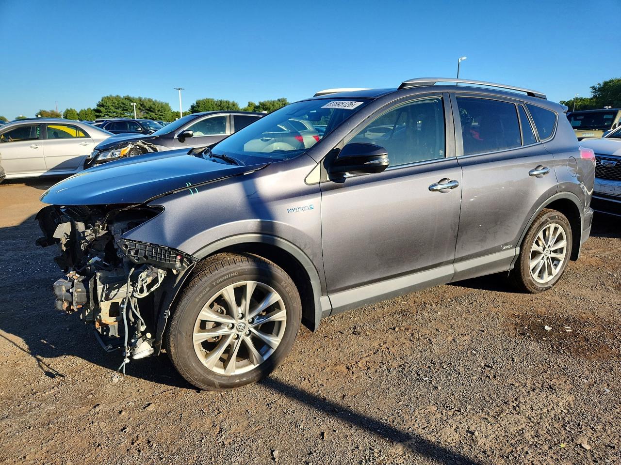 2016 TOYOTA RAV4 Limited (G Grade) — Front 3/4