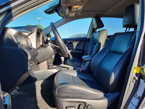 2016 TOYOTA RAV4 Limited (G Grade) — DENT