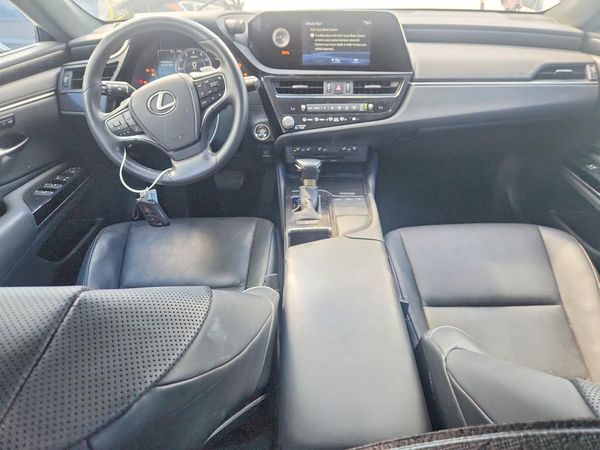 2022 LEXUS ES 350