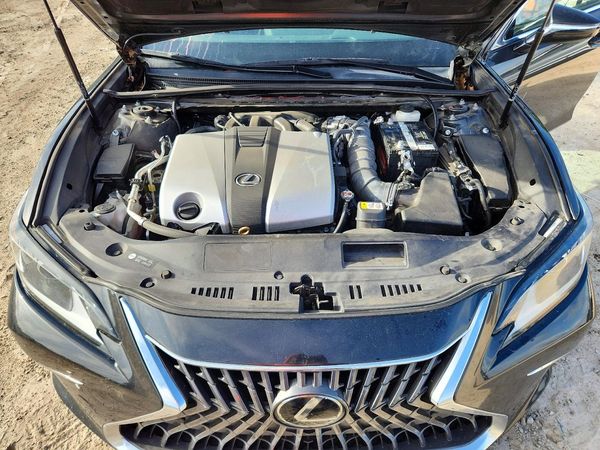 2022 LEXUS ES 350