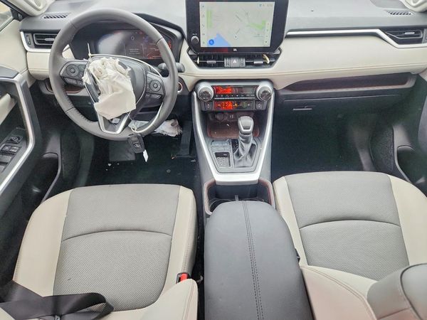 2025 TOYOTA RAV4