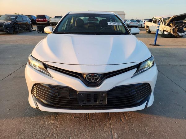 2019 TOYOTA CAMRY