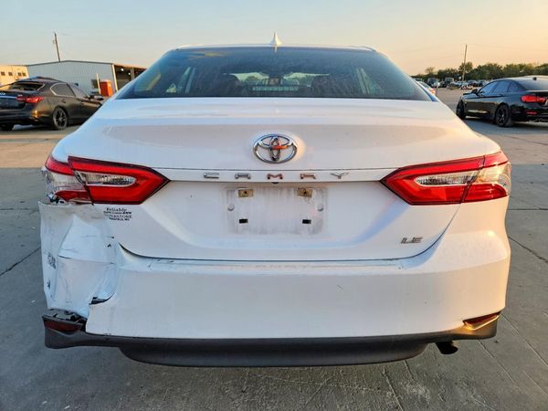 2019 TOYOTA CAMRY