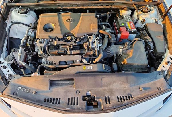 2019 TOYOTA CAMRY