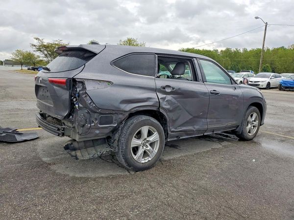 2022 TOYOTA HIGHLANDER