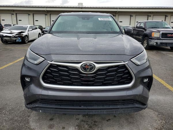 2022 TOYOTA HIGHLANDER