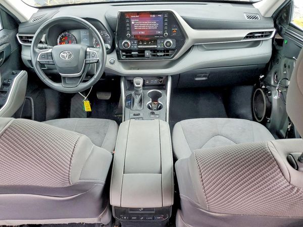 2022 TOYOTA HIGHLANDER