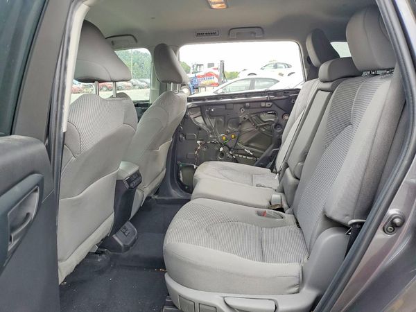 2022 TOYOTA HIGHLANDER