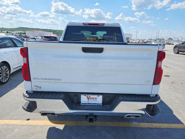 2026 CHEVROLET SILVERADO LT — DIRR