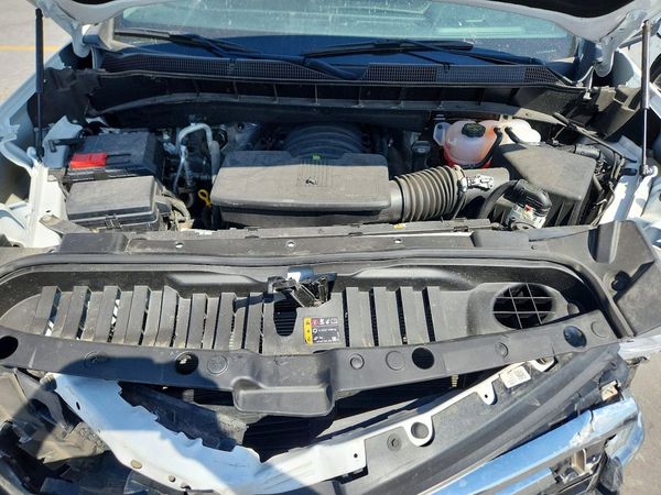 2026 CHEVROLET SILVERADO LT — Engine bay