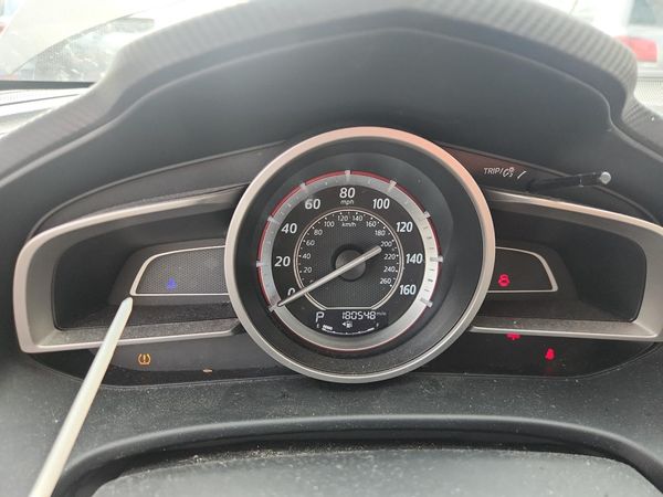 2015 MAZDA 3