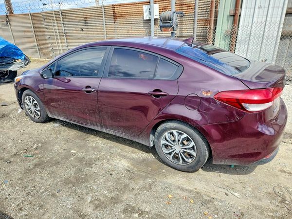 2017 KIA FORTE LX Base