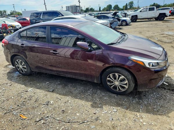 2017 KIA FORTE LX Base
