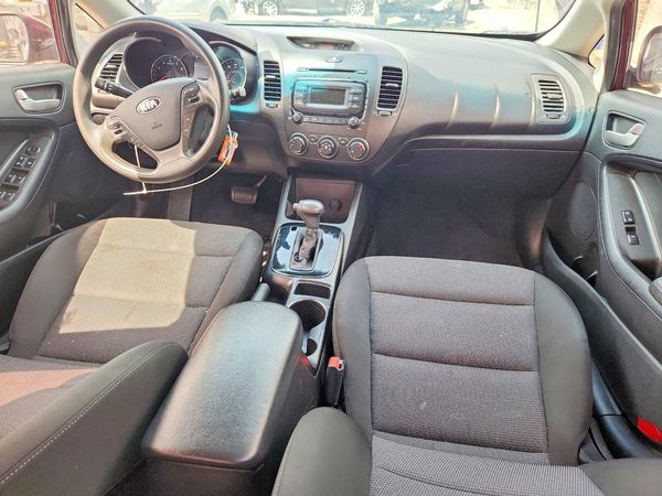 2017 KIA FORTE LX Base