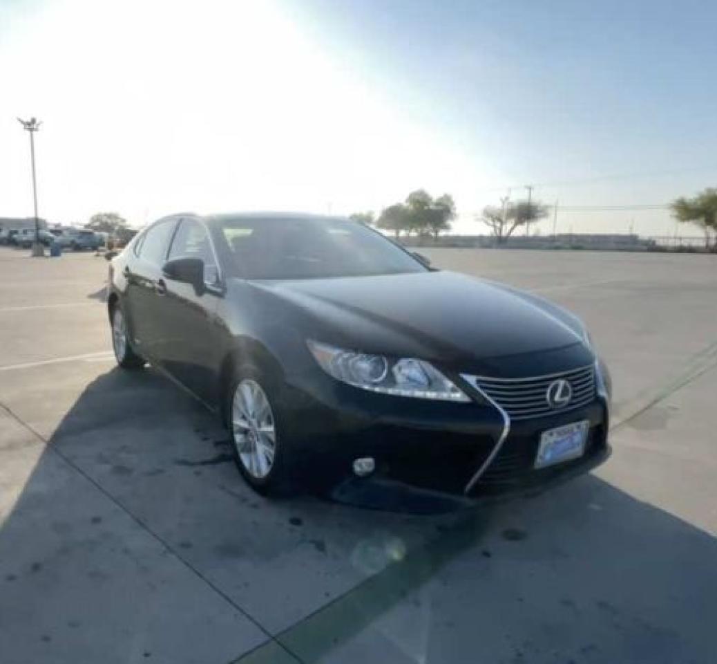 2014 LEXUS ES