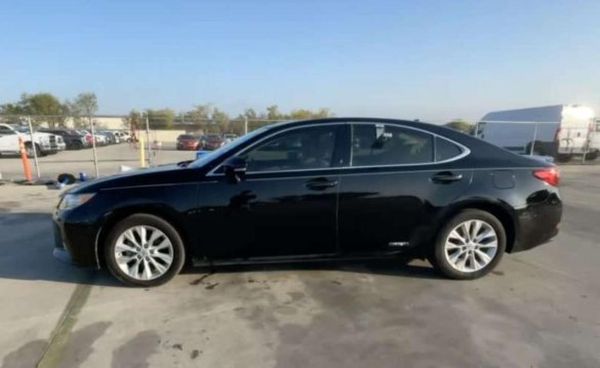 2014 LEXUS ES